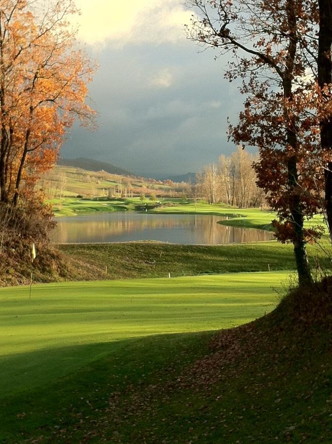 Golf Valcurone Hotel Momperone Kültér fotó