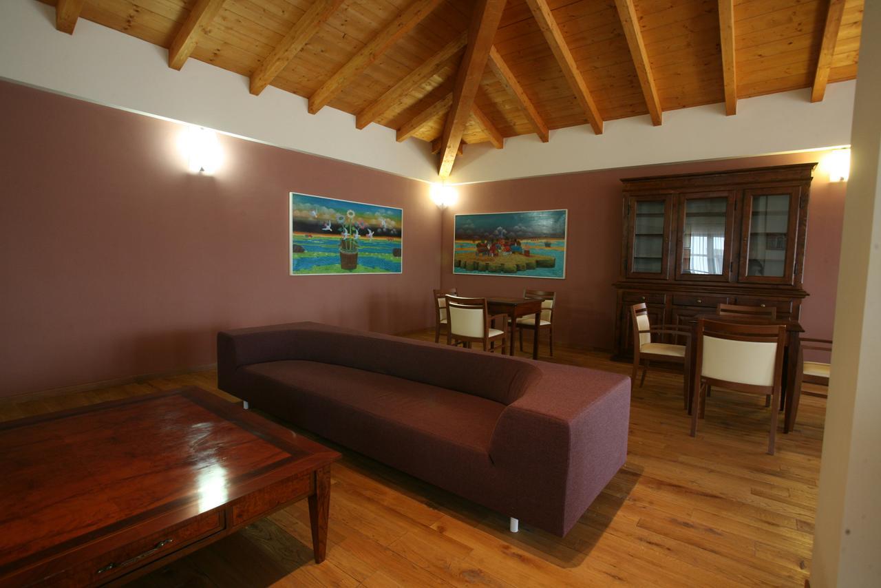 Golf Valcurone Hotel Momperone Kültér fotó