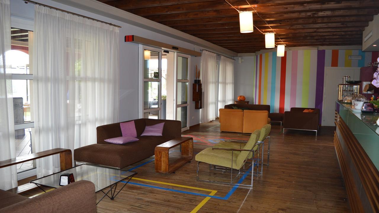 Golf Valcurone Hotel Momperone Kültér fotó