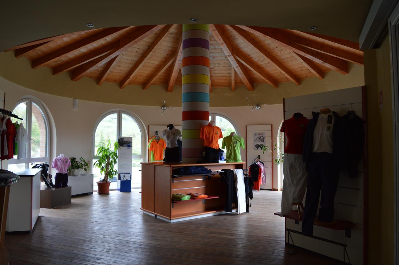 Golf Valcurone Hotel Momperone Kültér fotó
