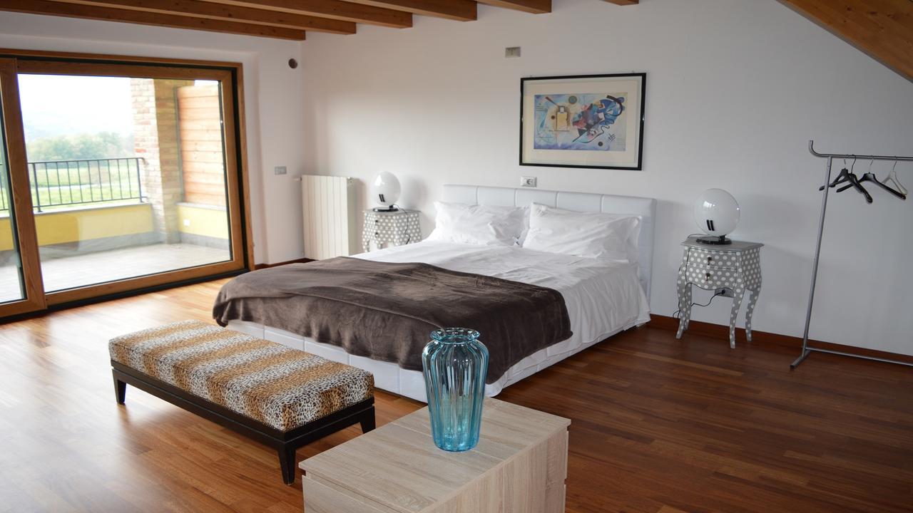 Golf Valcurone Hotel Momperone Kültér fotó